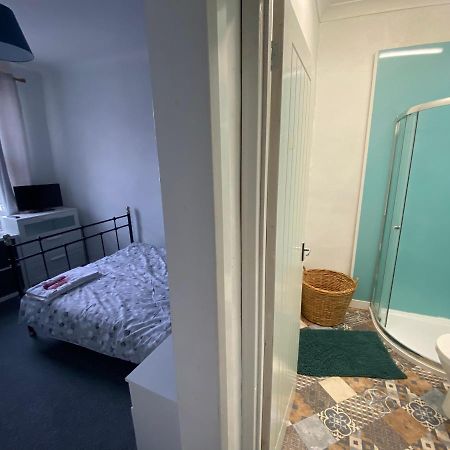 The Nook En-Suite Room พลีมัธ ภายนอก รูปภาพ